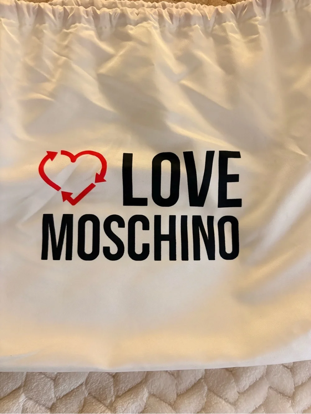Love Moschino sleek love